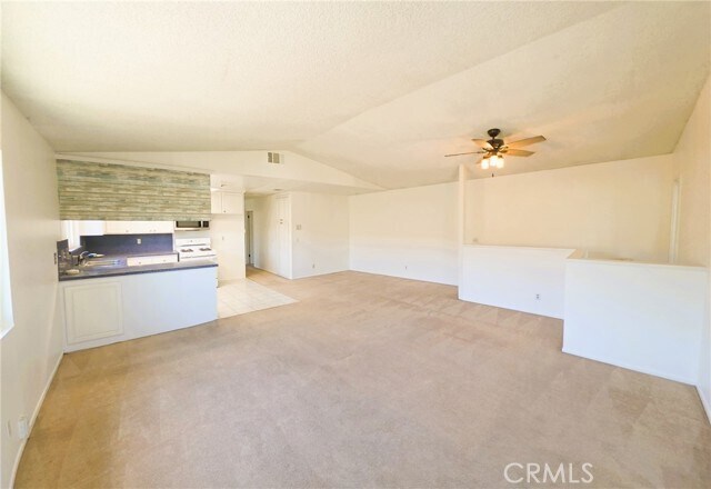 Building Photo - 4442 E Addington Dr