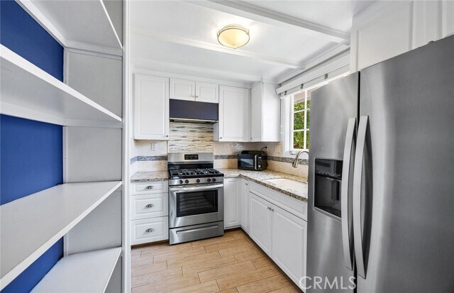 Building Photo - 2750 Solana Way