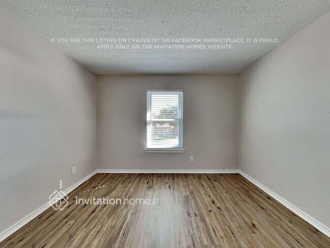 Building Photo - 311 Woodard St