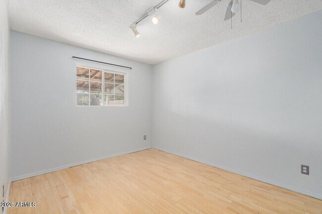 Building Photo - 1941 E Pegasus Dr