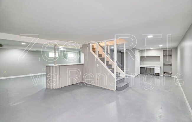 Building Photo - 2700 Steeplechase Ln