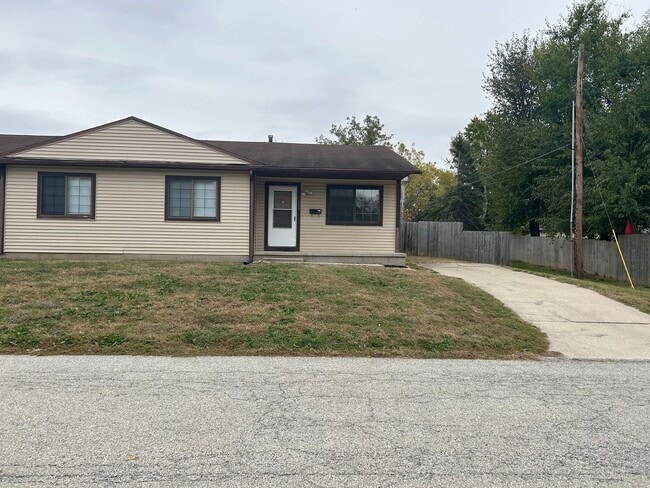 Primary Photo - 1123 S 23rd St