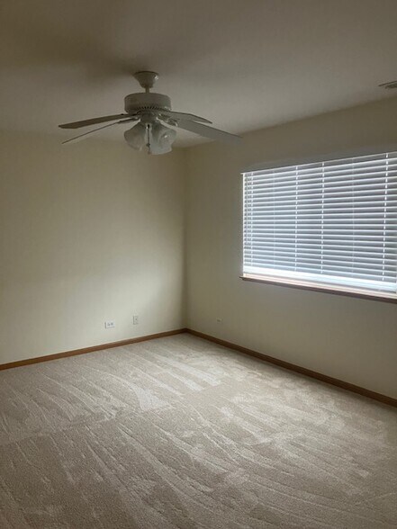 Building Photo - 3110 Shenandoah Dr