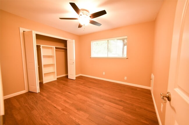 Building Photo - 217 Rachael Ln