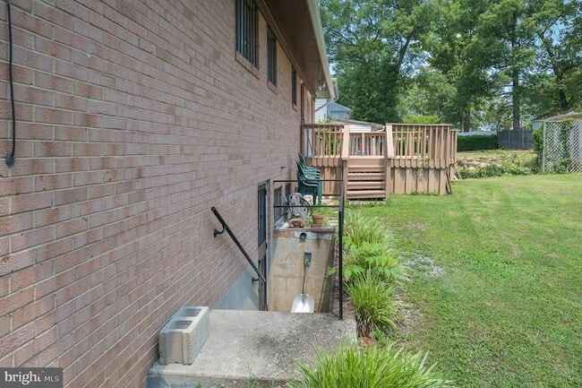 Building Photo - 6311 Barrs Ln