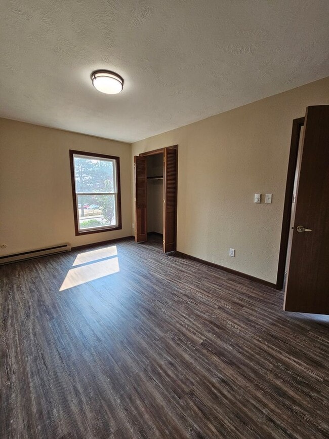 Building Photo - 427 City Springs Ln