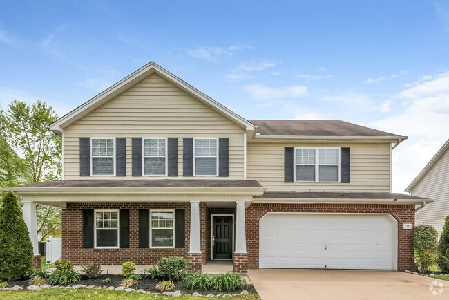 Building Photo - 5723 Roxbury Dr