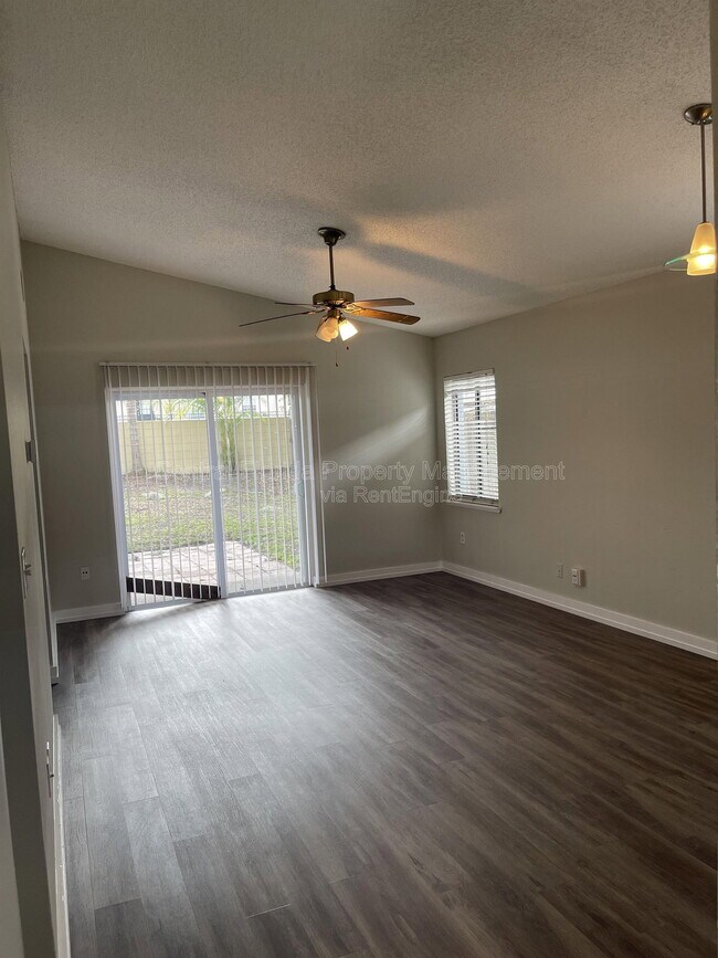 Building Photo - 11628 Sarita Ct