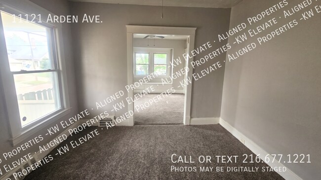 Building Photo - 11121 Arden Ave