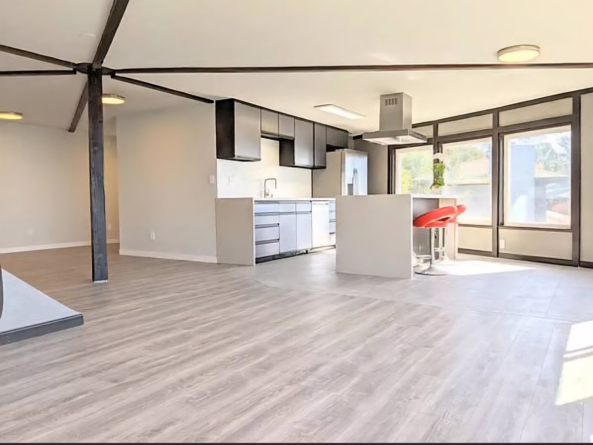 Building Photo - 145 Lawson Rd