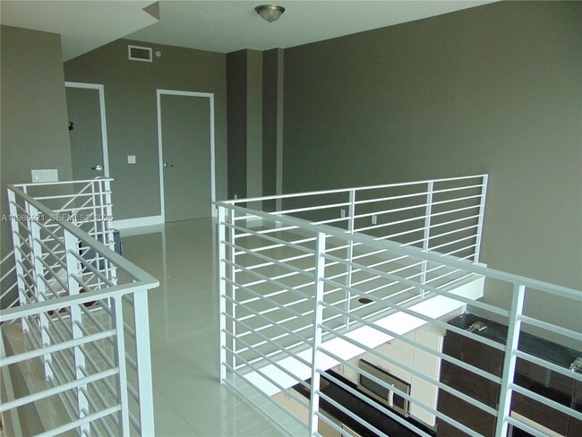 Building Photo - 60 SW 13th St