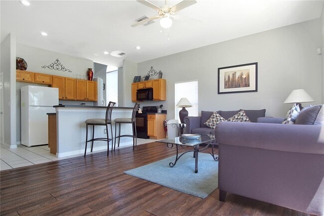 Building Photo - 161 Cadiz Loop