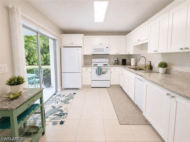 Building Photo - 216 Bobolink Way