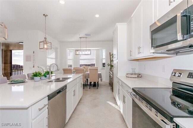 Building Photo - 5527 Double Eagle Cir