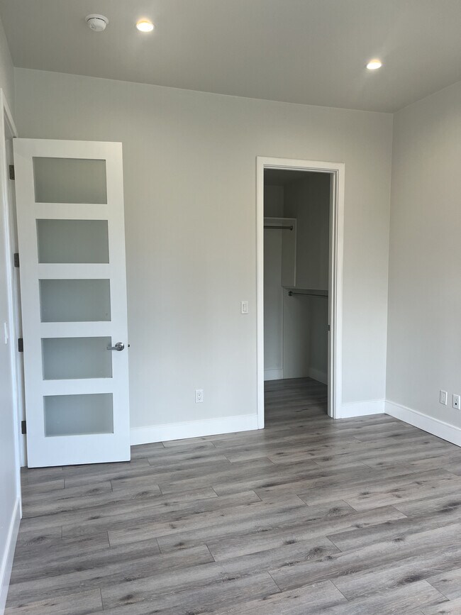 Building Photo - 4538 Dempsey Ave