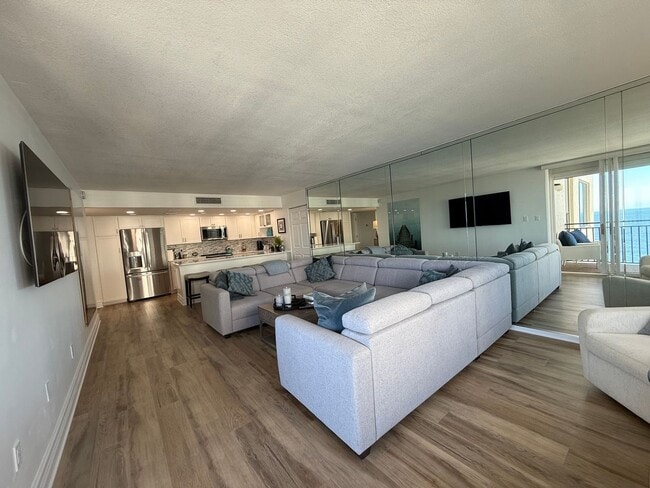 Building Photo - Stunning Atlantic Ocean view 1bedroom 1 bathroom condo