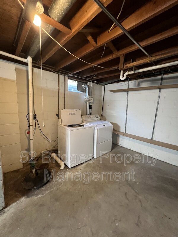 Building Photo - 3122 Shawnee Ave