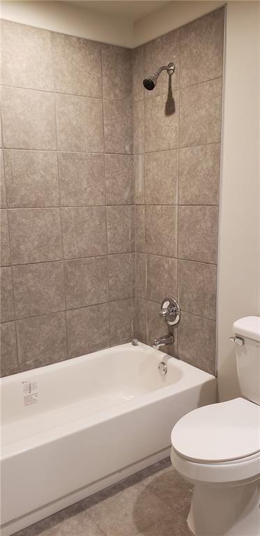 Building Photo - 2749 Sanibel Ln SE