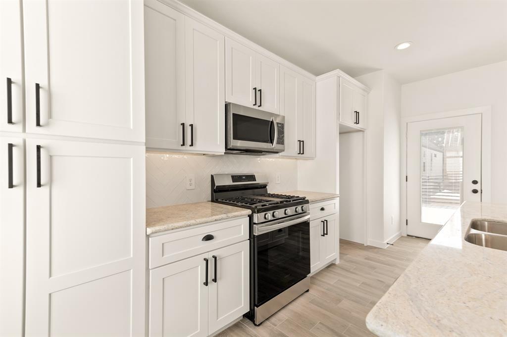 Kitchen - 4705 Idaho St
