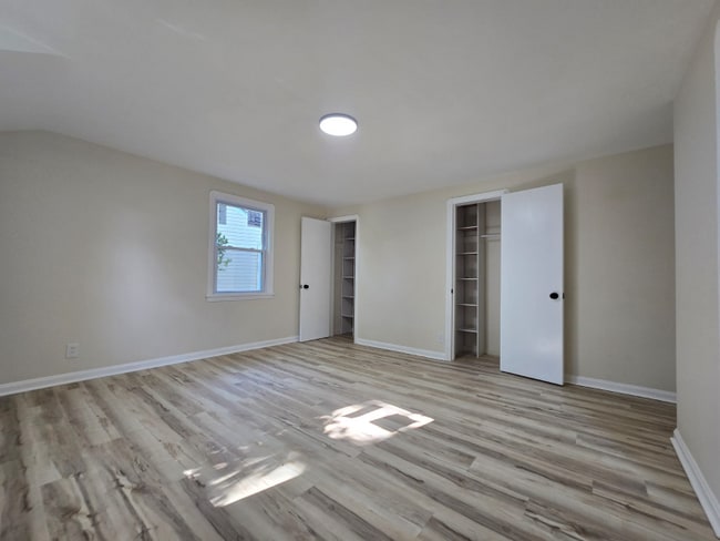 Building Photo - 2300 Wrenford Rd