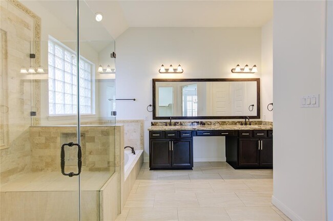 Building Photo - 25642 Luna Vista Dr