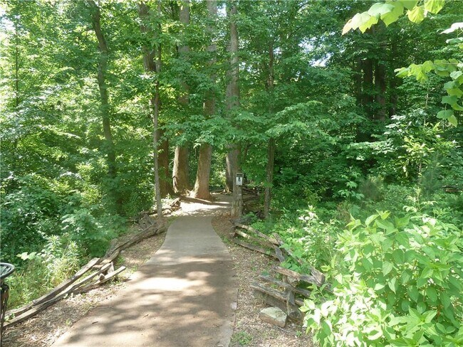 Building Photo - 5334 Harris Cir