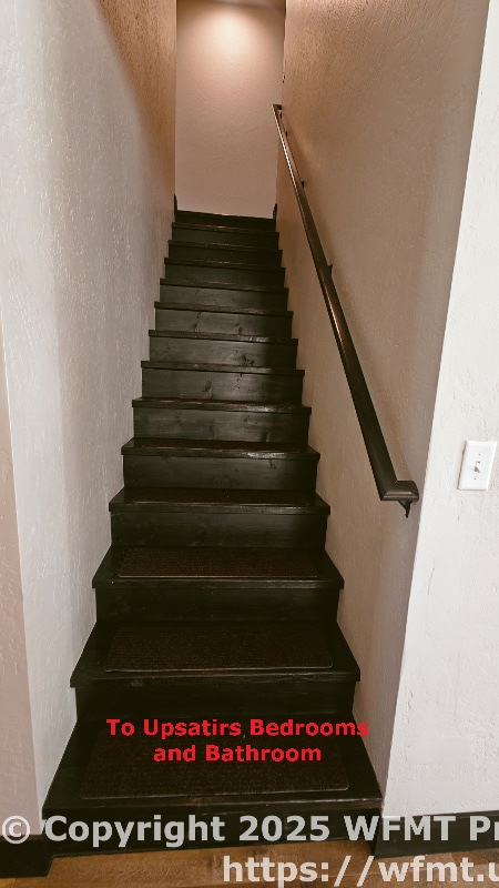 Building Photo - 852 S Camas Ln