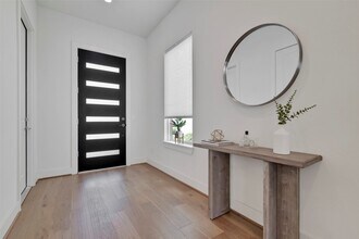 Building Photo - 8706 Ojeman Crk Ln