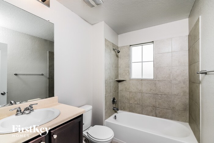 Building Photo - 15143 Cinnamon Teal