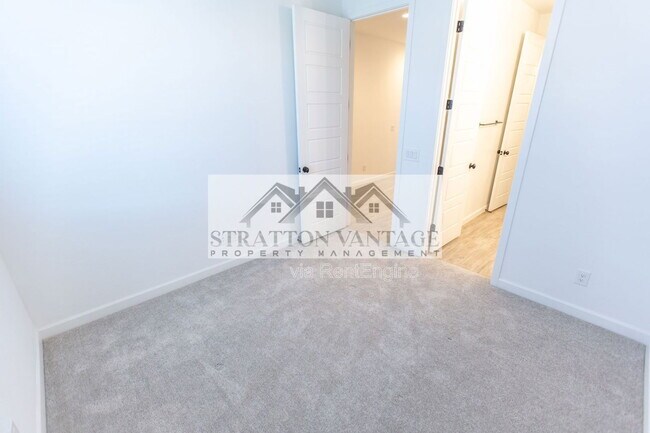 Building Photo - 13413 W Tether Trail