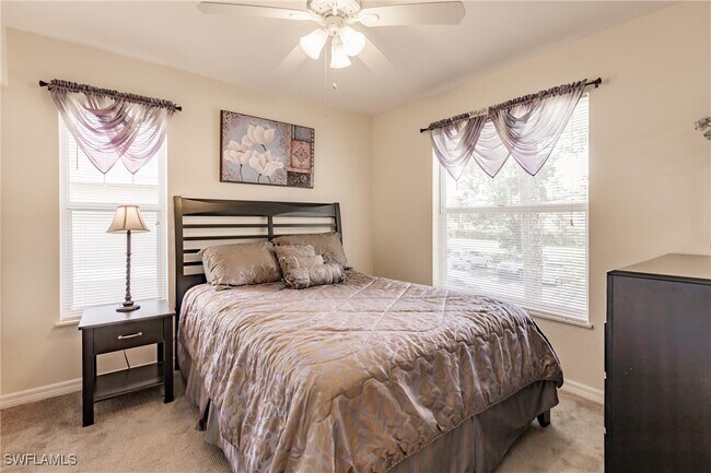 Building Photo - 1315 Mainsail Dr