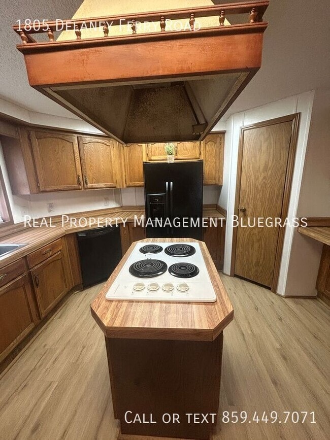 Building Photo - 1805 Delaney Ferry Rd