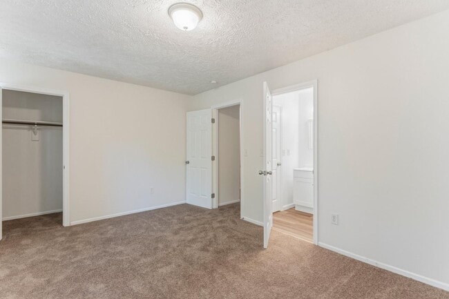 Building Photo - 6319 Harris Heights Ave
