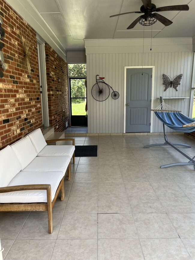 Building Photo - 3918 Havenwood Rd