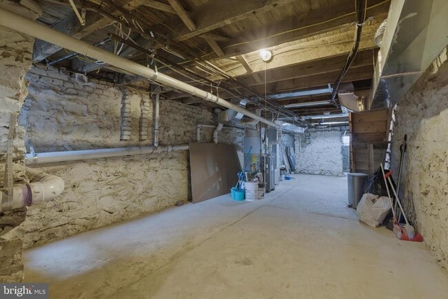 Building Photo - 3126 Remington Ave