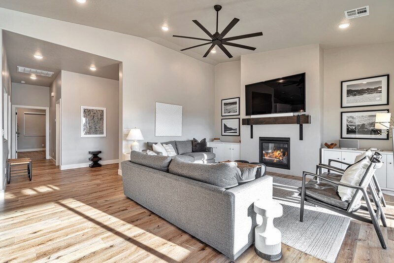 Building Photo - 4038 S Sweet Escape Dr