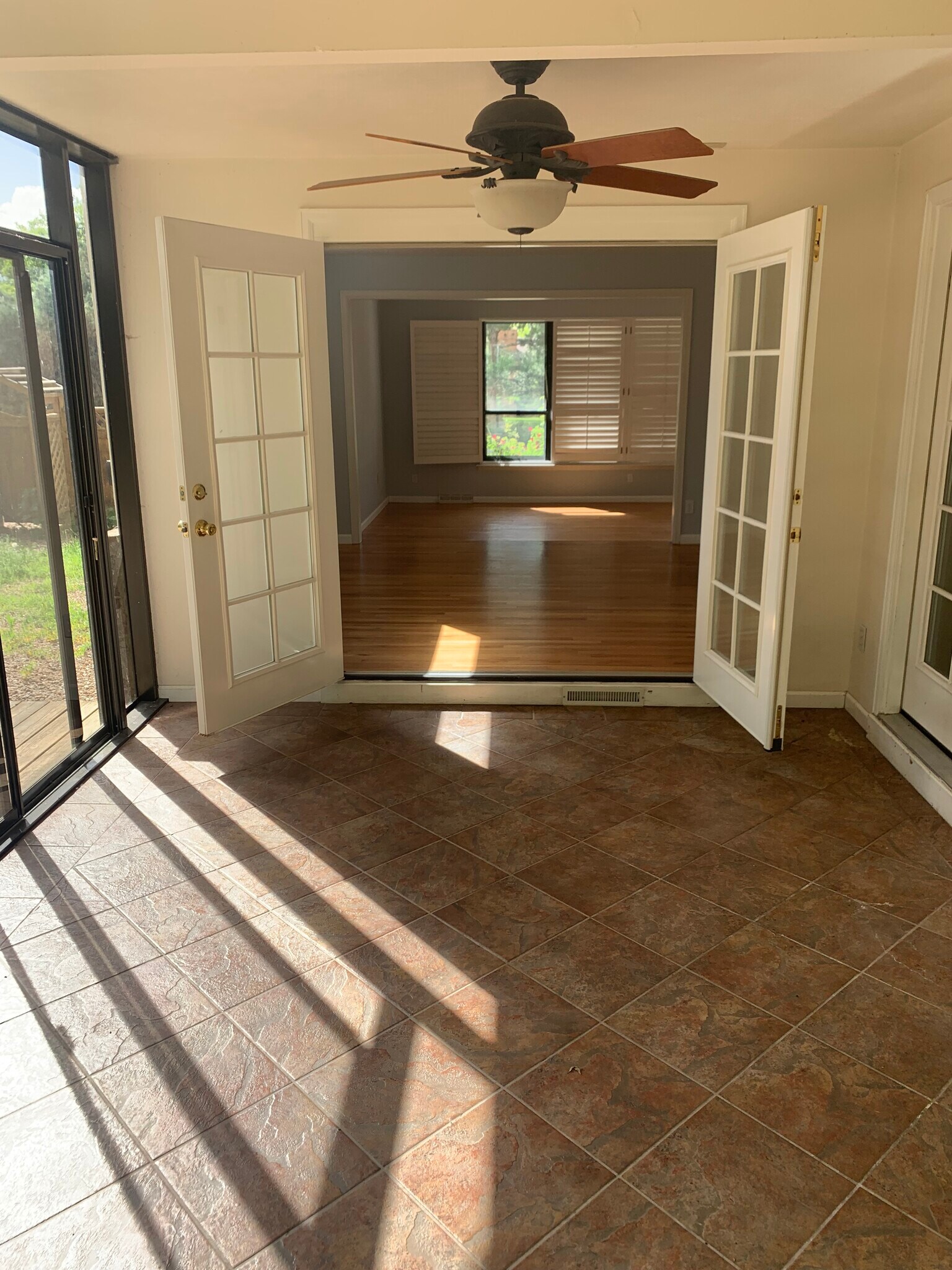 Sunroom when empty - 5292 Idylwild Trl