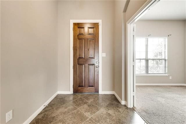 Building Photo - 573 Louder Way