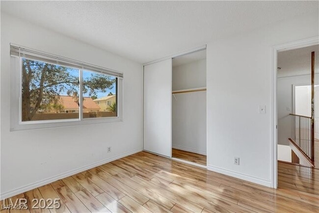 Building Photo - 4351 Satinwood Dr