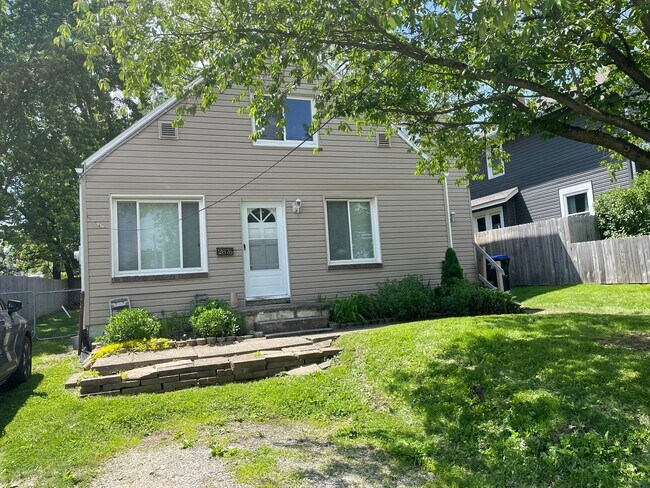 Primary Photo - 313- Hudson Dr