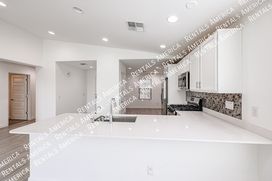 Building Photo - 24424 N 164th Dr