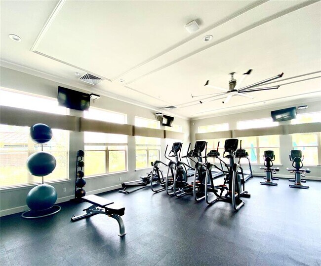 Building Photo - 160 Victoria Oaks Blvd