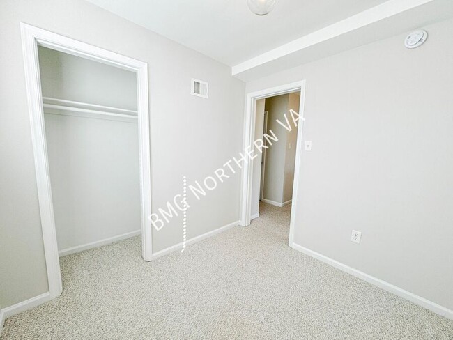 Building Photo - 3800 Edison St