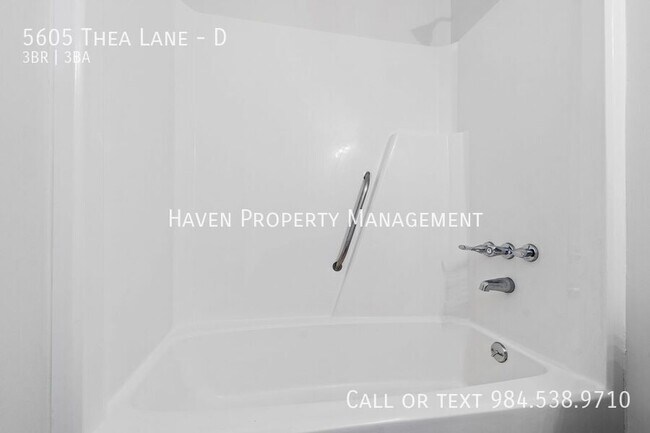 Building Photo - 5605 Thea Ln