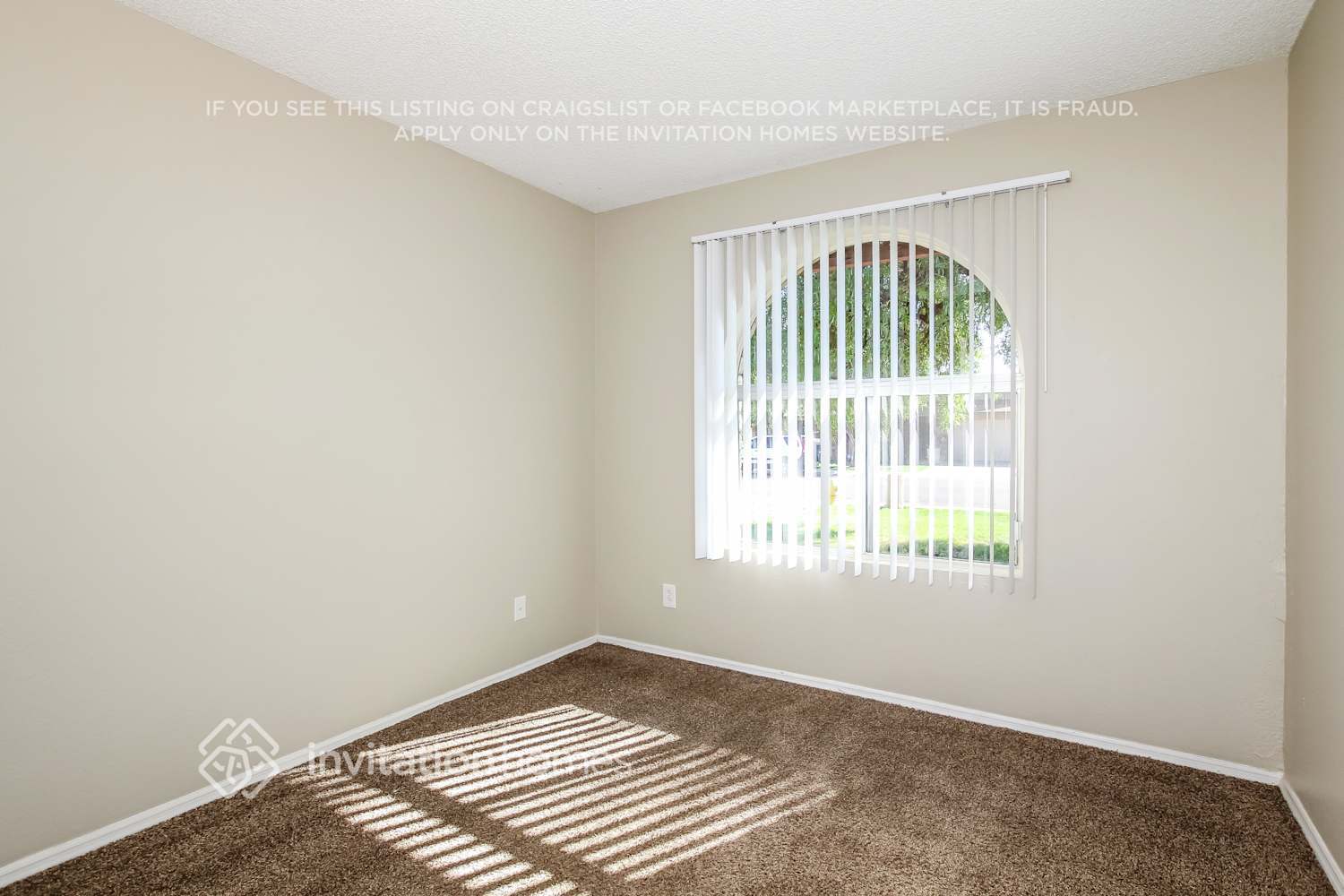 Building Photo - 5416 W Diana Ave