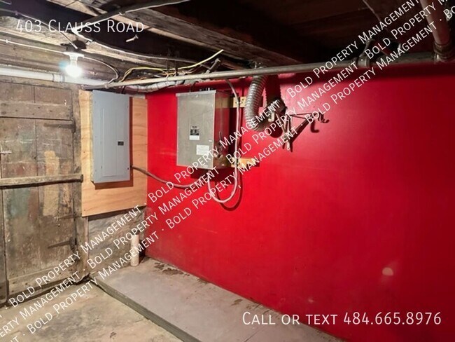 Building Photo - 403 Clauss Rd