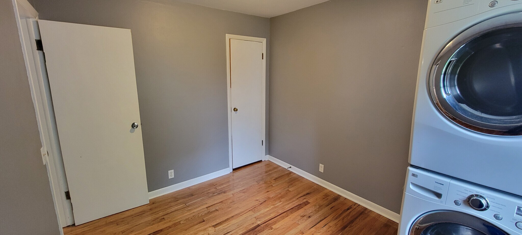 Building Photo - 2112 Ferrol St