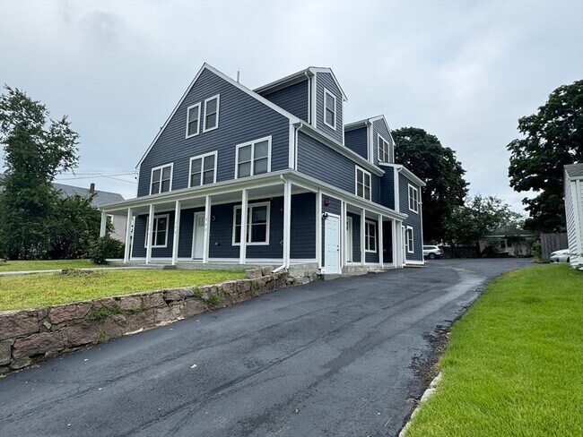 Building Photo - 298 Washington St