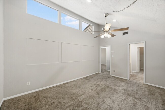 Building Photo - 5106 Spruce Forest Dr