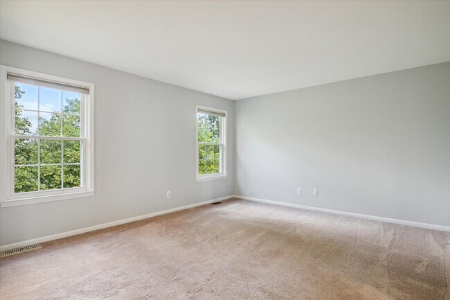 Building Photo - 2817 Barclay Way